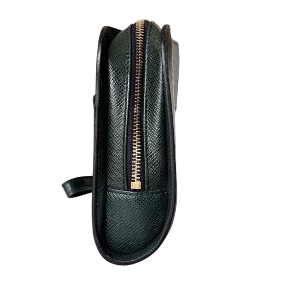 Authenticated‎ Louis Vuitton Taiga Baikal Clutch Bag Epicea / Green. Code… - Picture 5 of 16